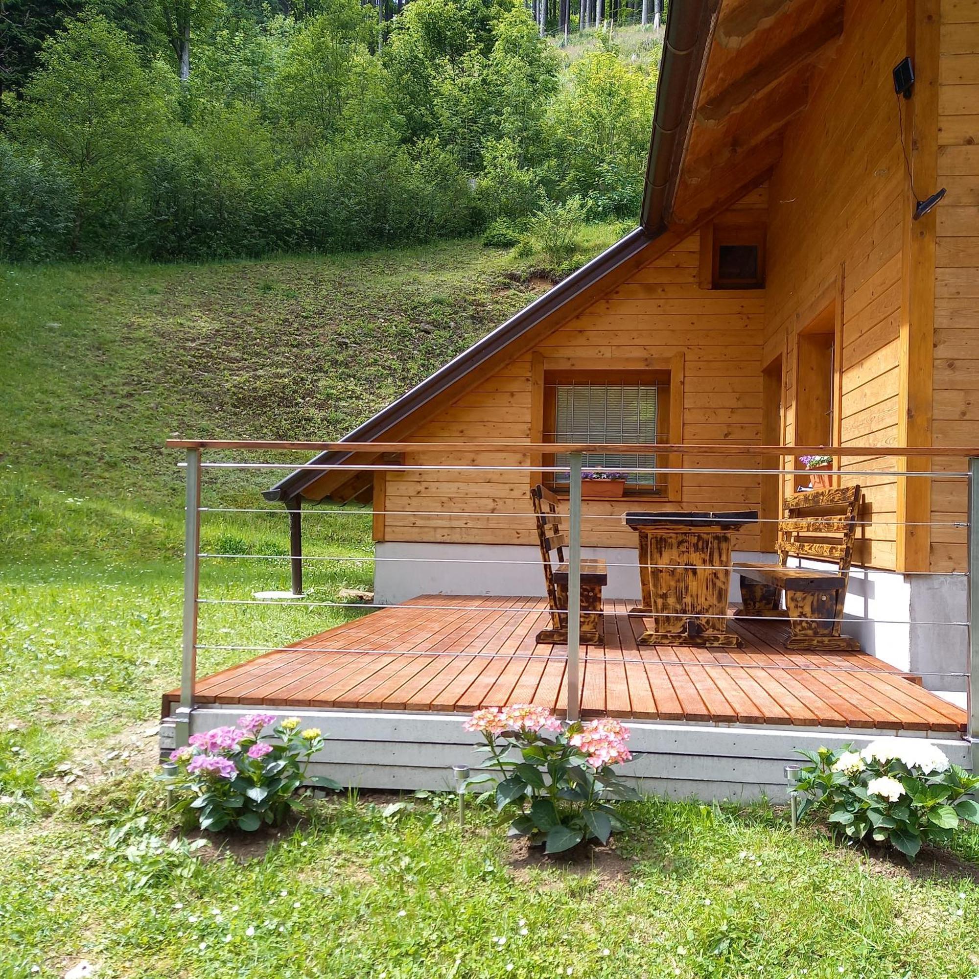 Hisa Lunna - In A Forest Paradise